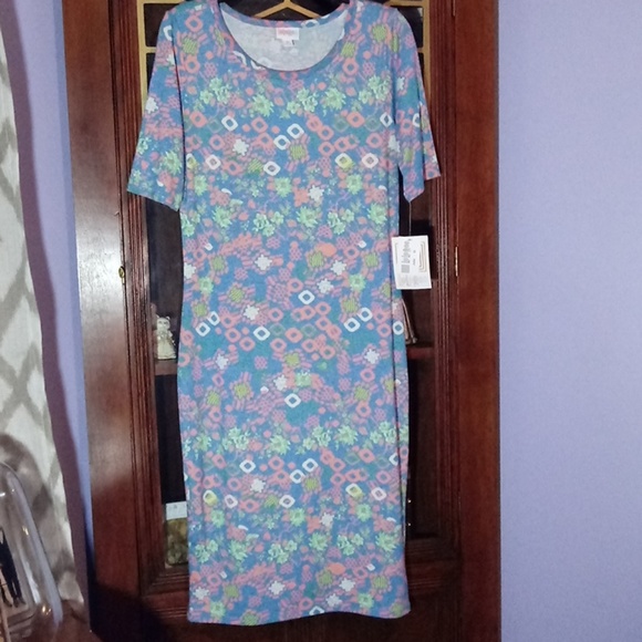 LuLaRoe Dresses & Skirts - LULAROE "JULIA" DRESS - GEOMETRIC FLORAL PRINT